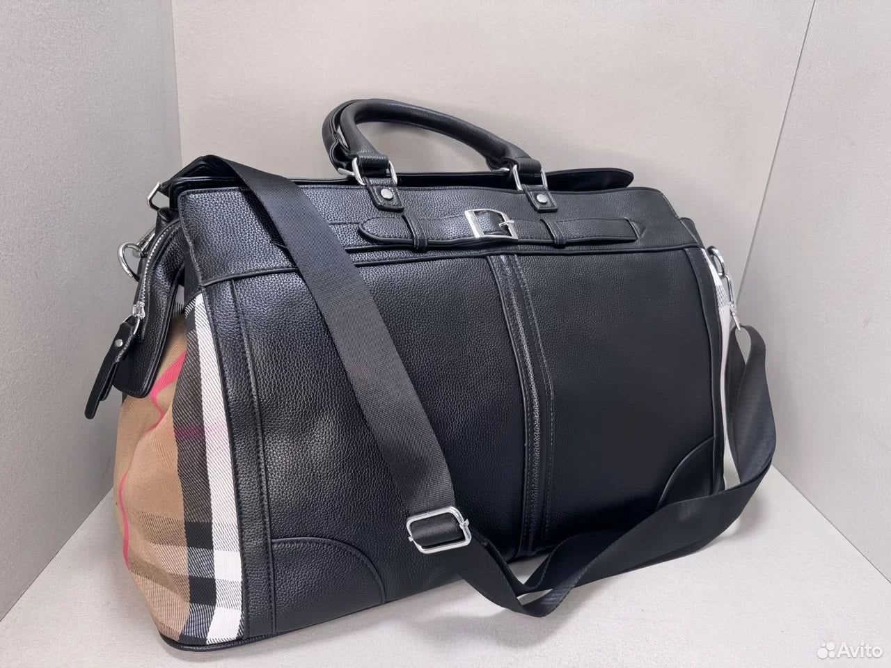 Prime Check Travel Bag – Stylish, Durable & Travel-Ready Essentials Carrier