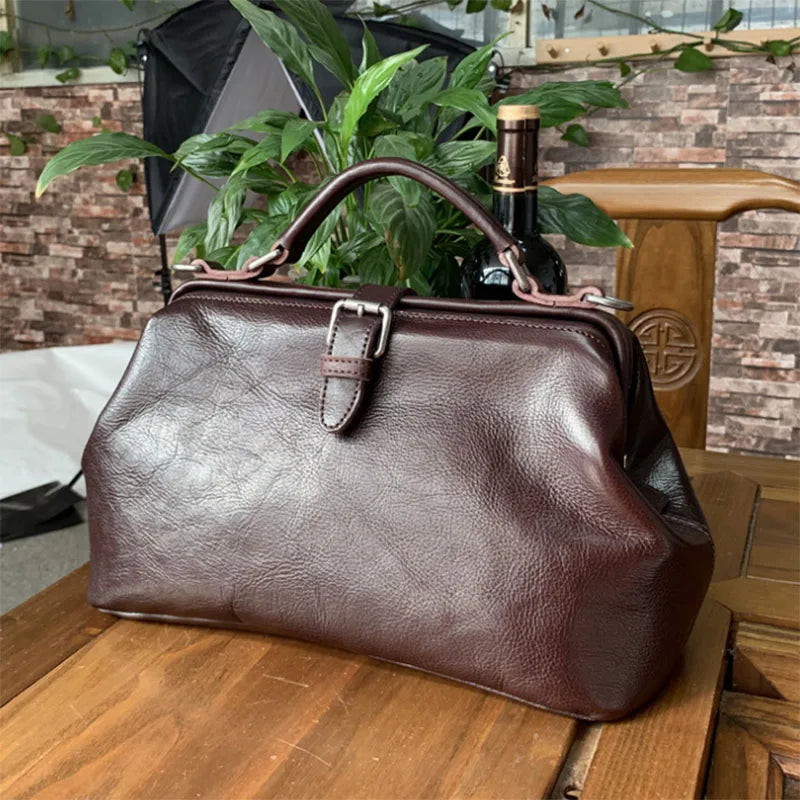 Vintage Leather Doctor’s Bag – Timeless Style & Classic Charm