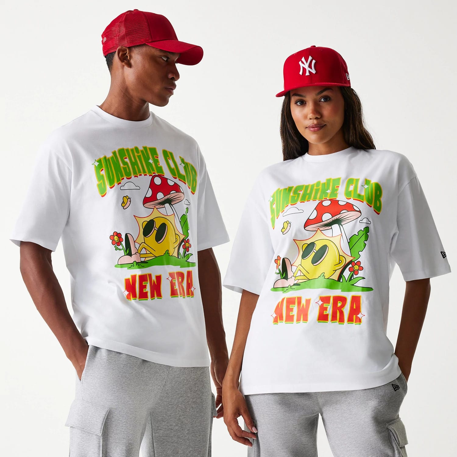 New Era Outdoor Graphic White Oversized T-Shirt-kentox