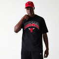 Chicago Bulls NBA Arch Graphic Black Oversized T-Shirt-kentox