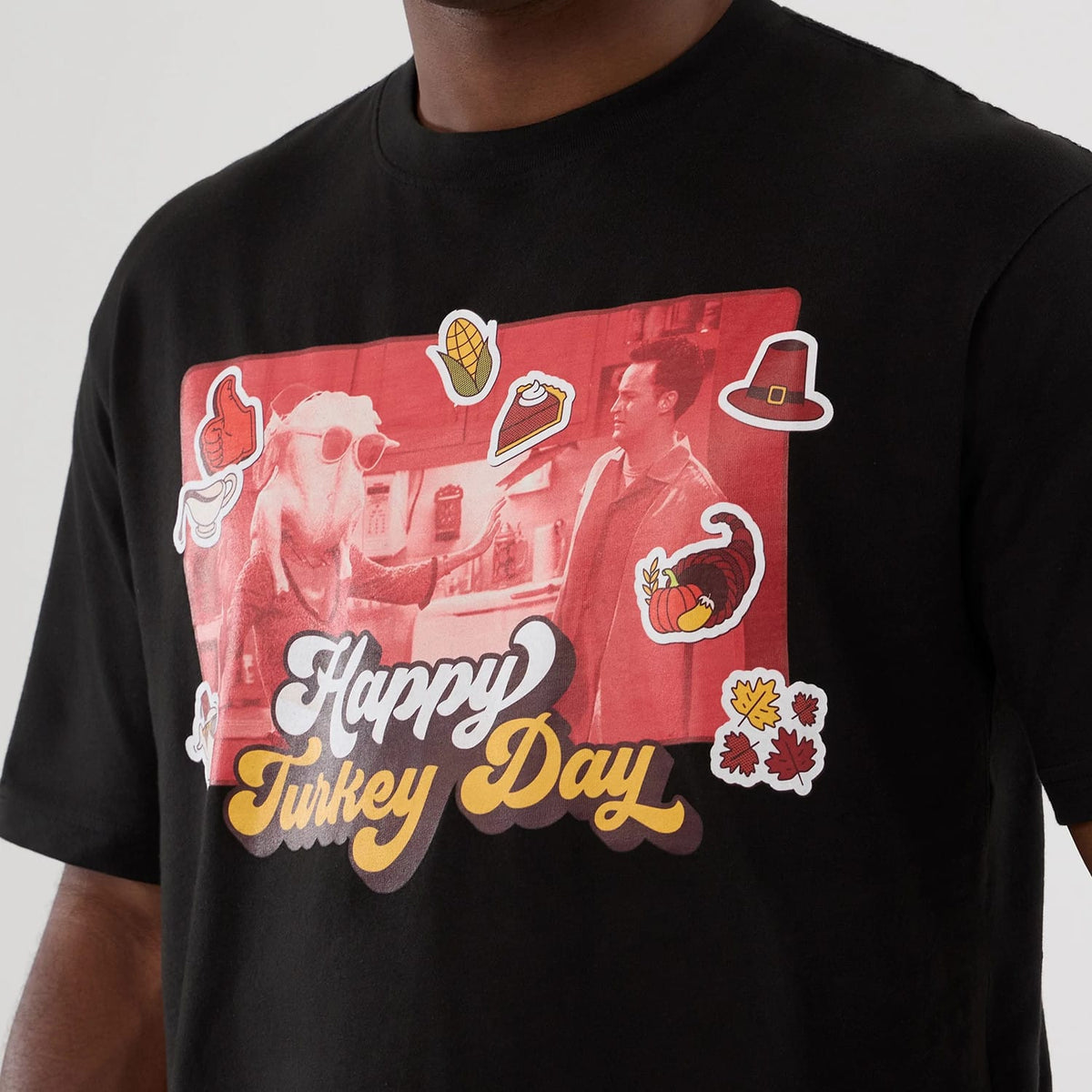 Friends Turkey Head Lifestyle Graphic Black T-Shirt-kentox