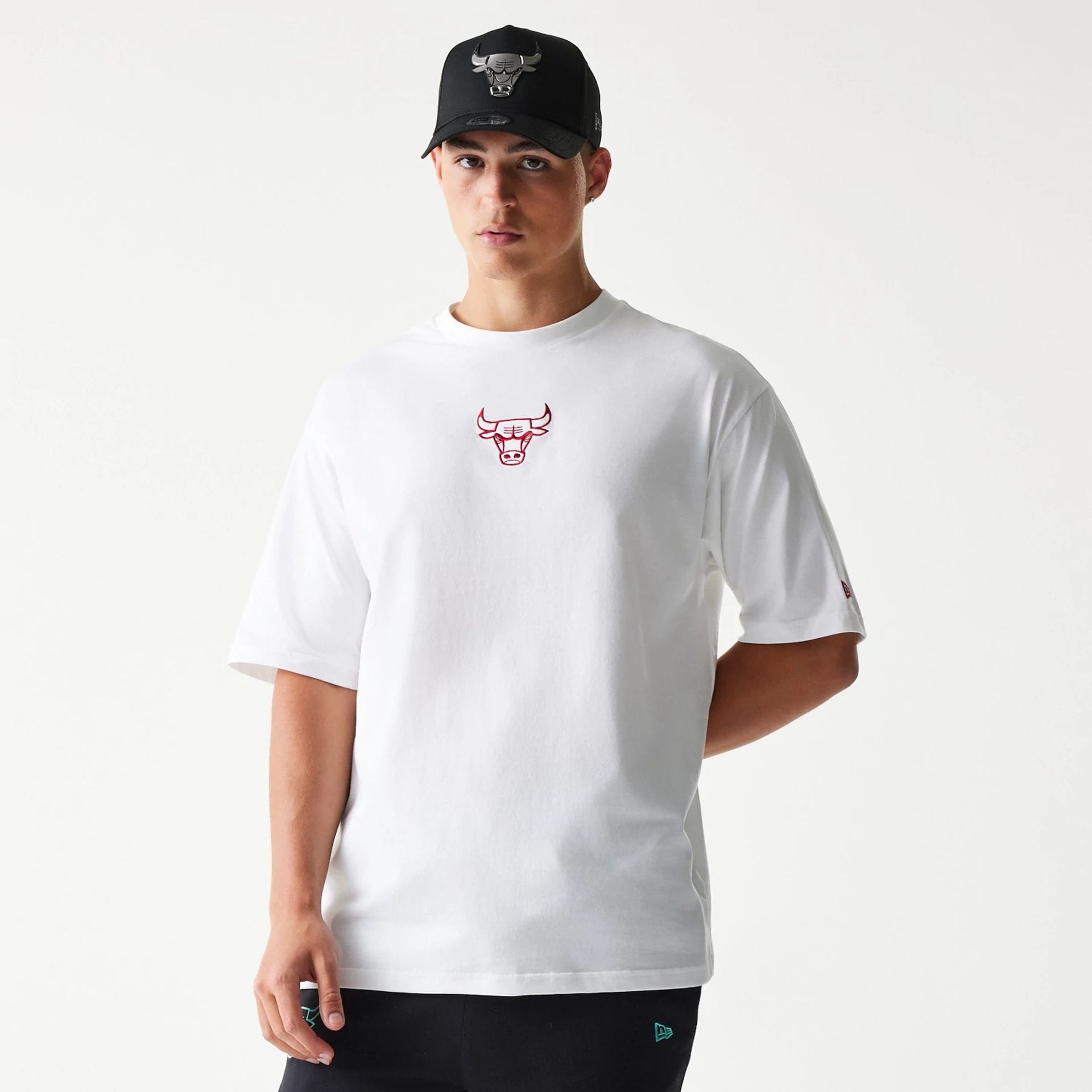 Chicago Bulls NBA League Essential White Oversized T-Shirt-kentox