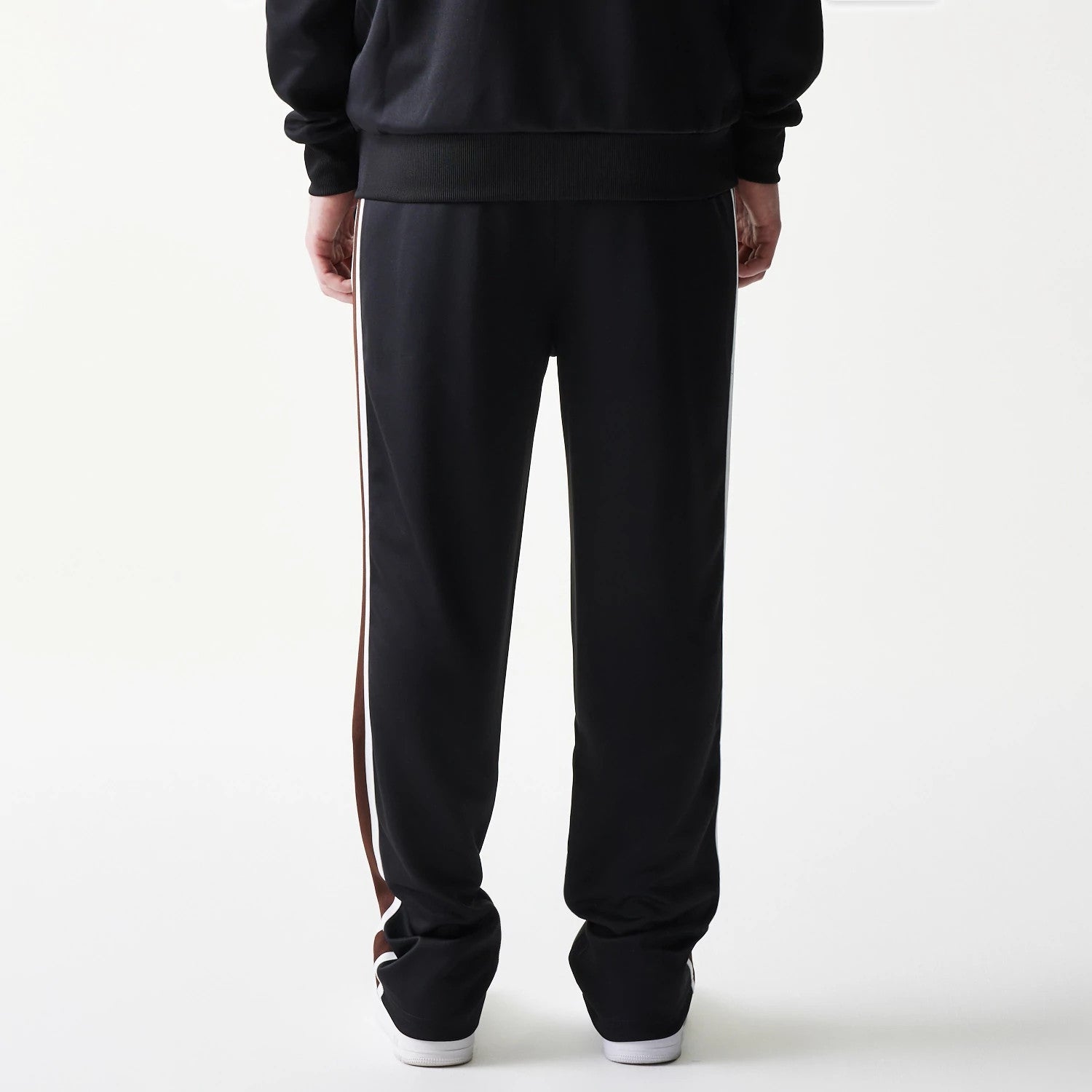 New Era Script Black Straight Leg Joggers-kentox