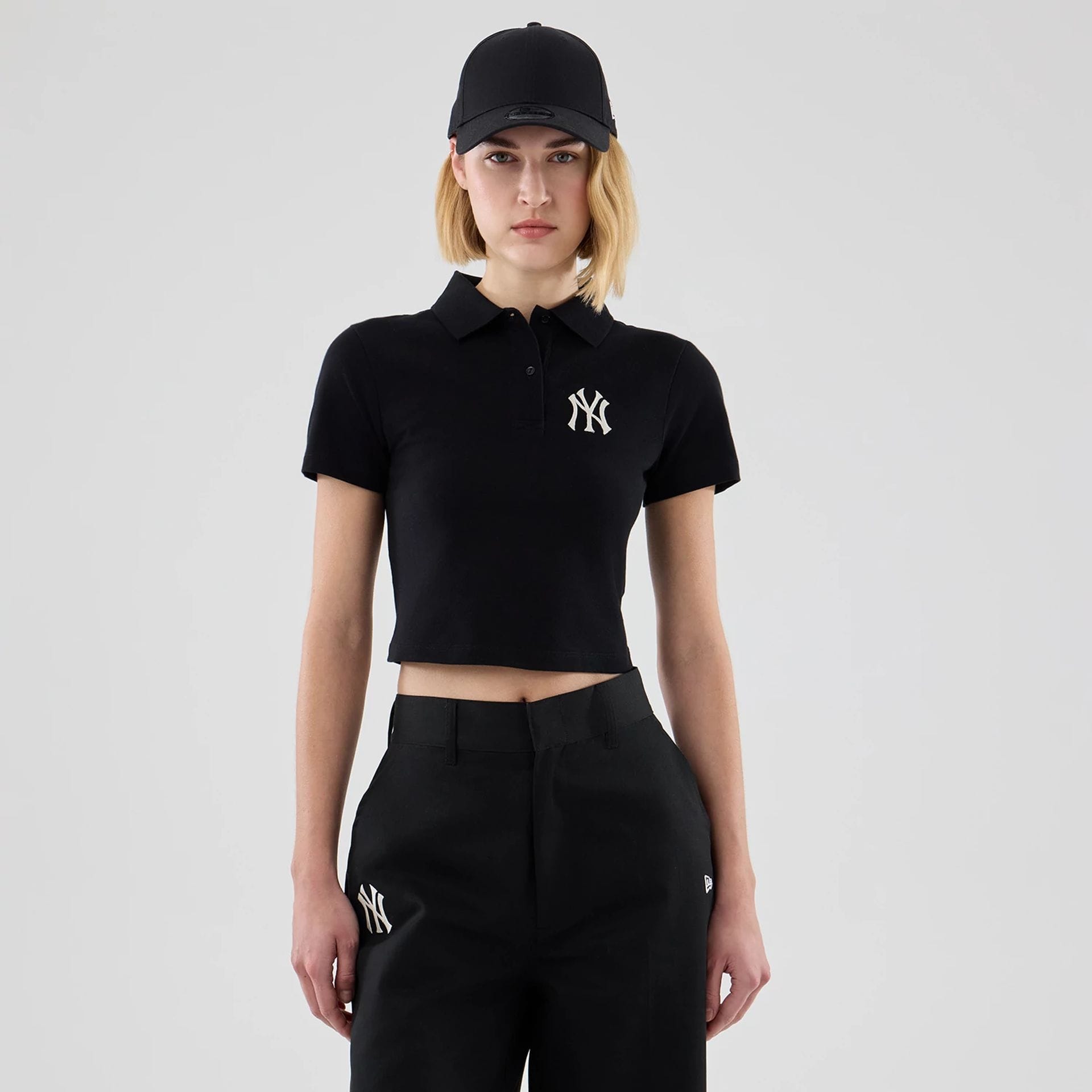 New York Yankees Womens MLB Black Cropped Slim Polo T-shirt-kentox