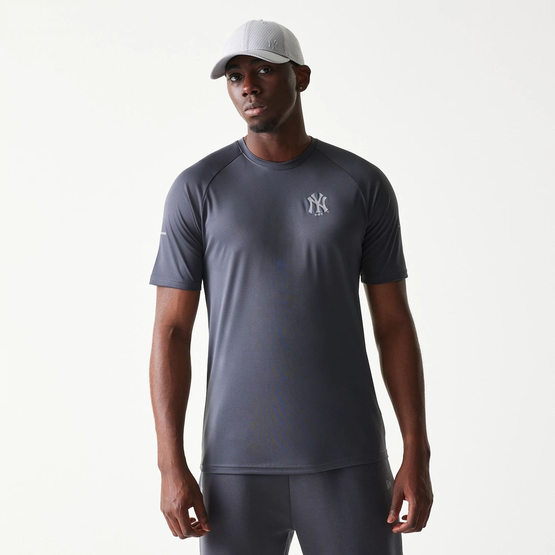 New York Yankees MLB Dark Grey T-Shirt-kentox