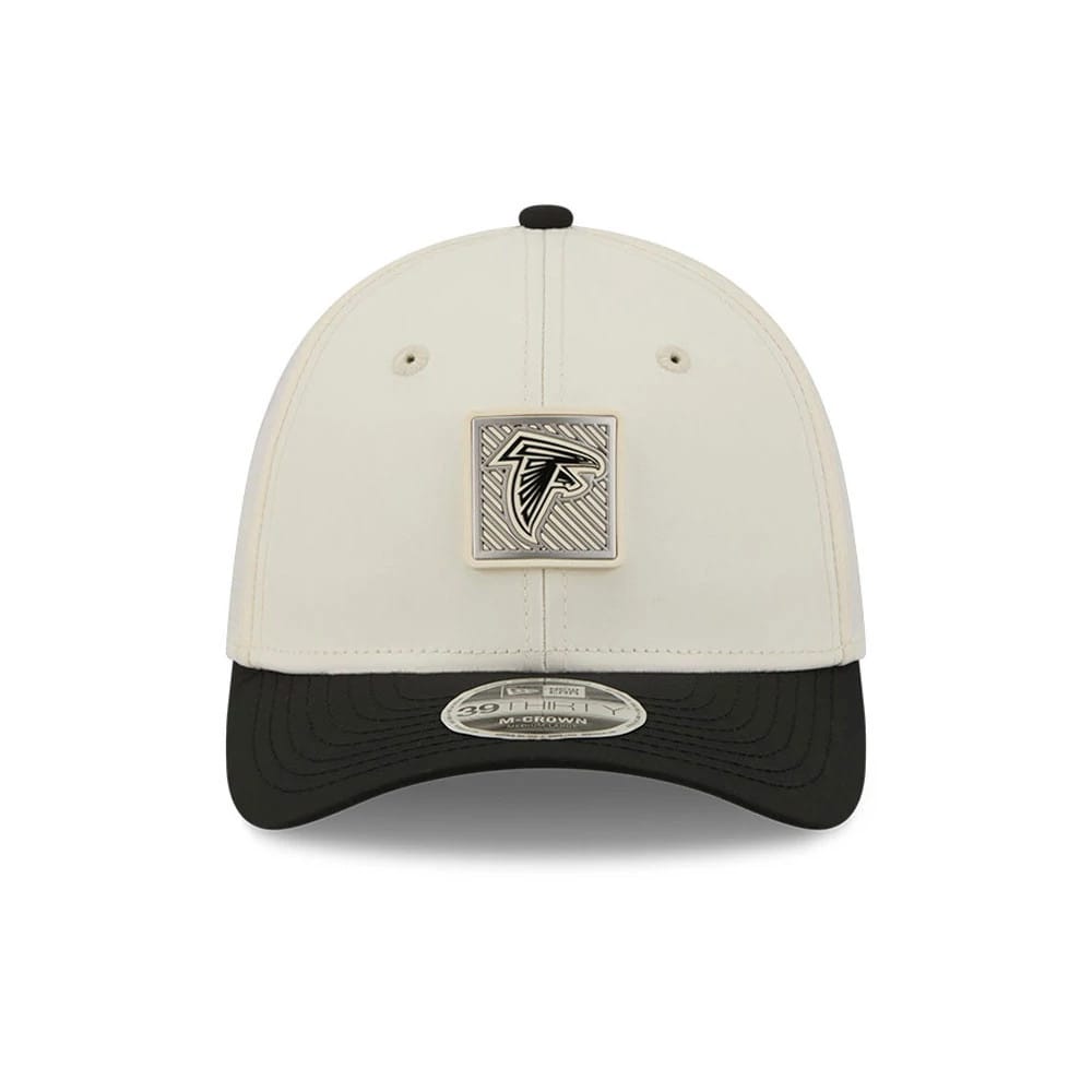 Atlanta Falcons NFL Training 2026 White 39THIRTY M-Crown Stretch Fit Cap-kentox