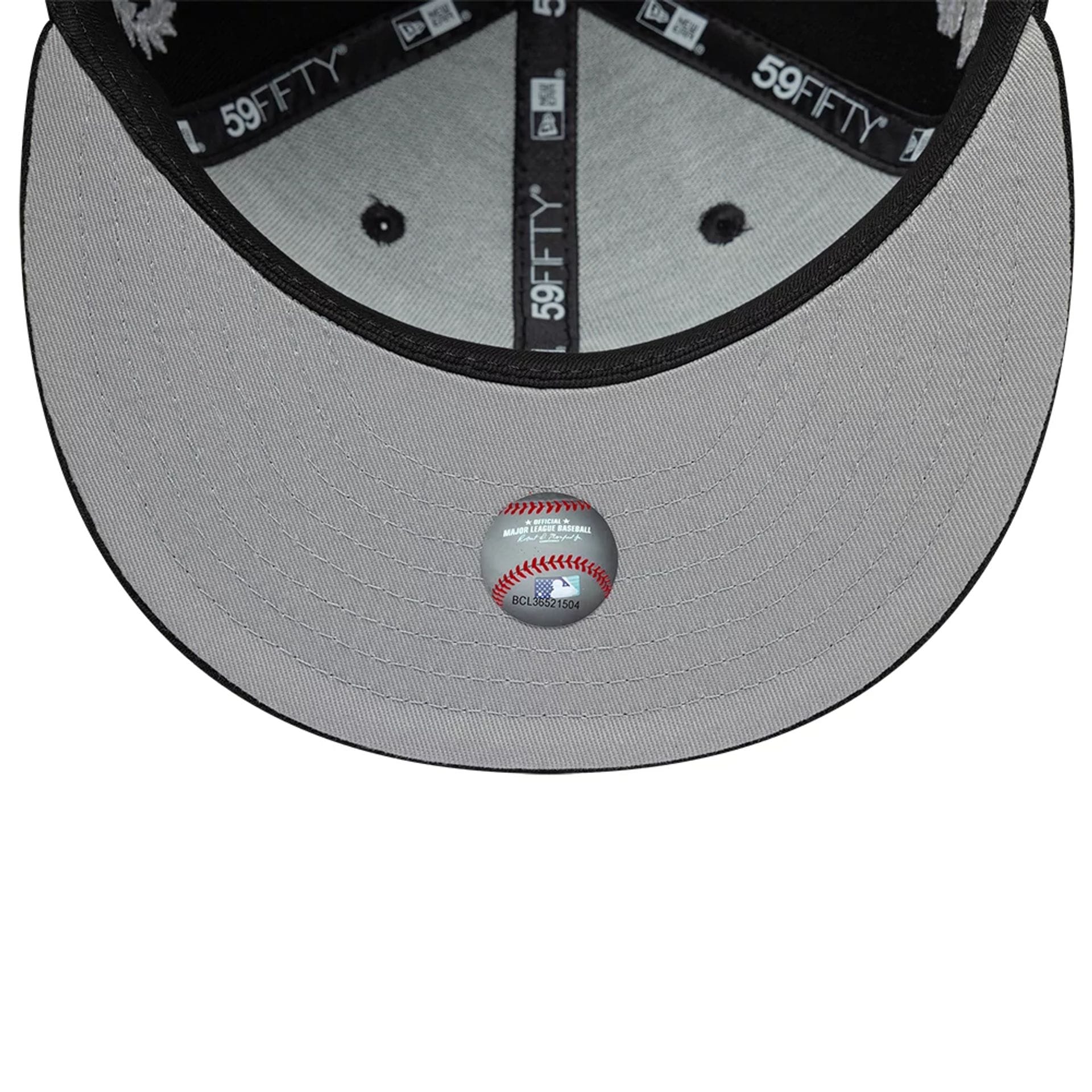 Chicago White Sox MLB Mythical Black 59FIFTY Fitted Cap-kentox