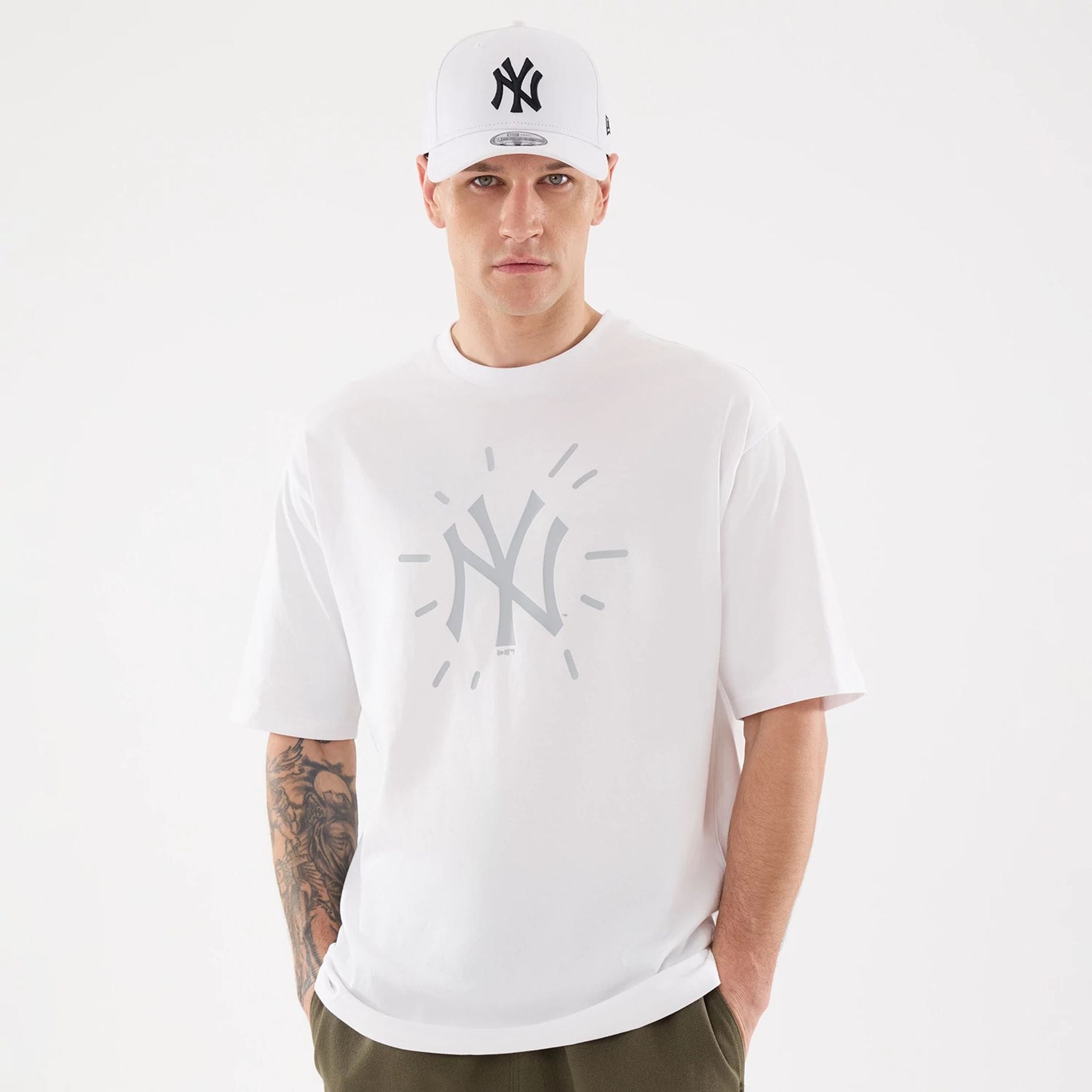 New York Yankees MLB 59FIFTY Day Graphic White T-Shirt-kentox