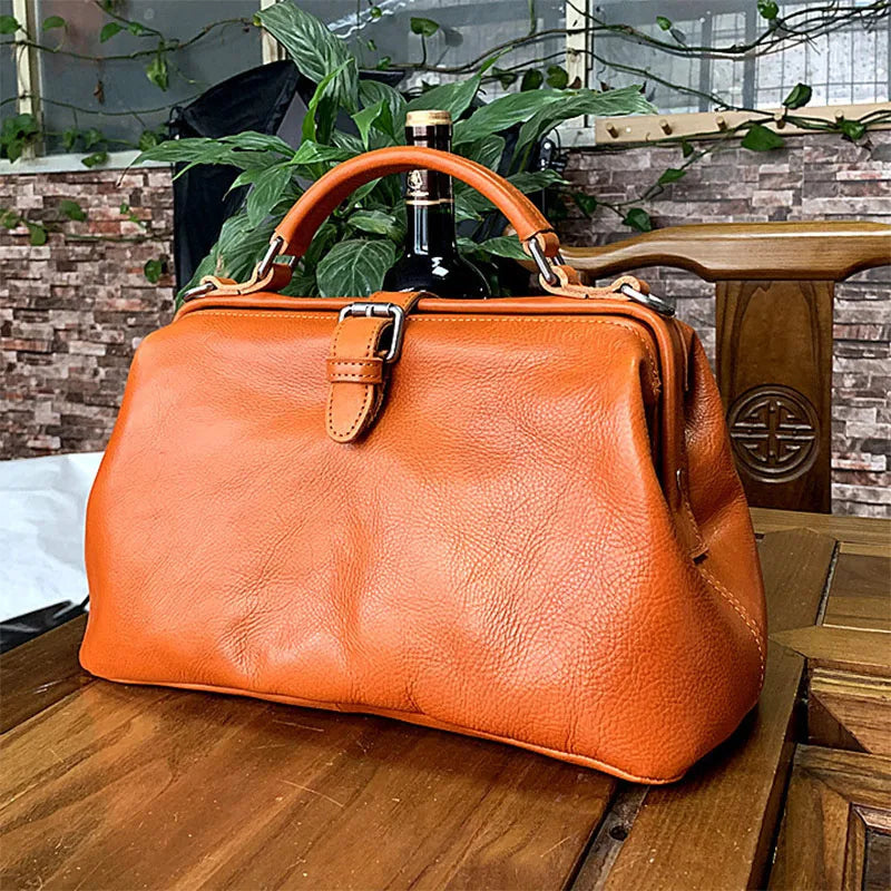 Vintage Leather Doctor’s Bag – Timeless Style & Classic Charm