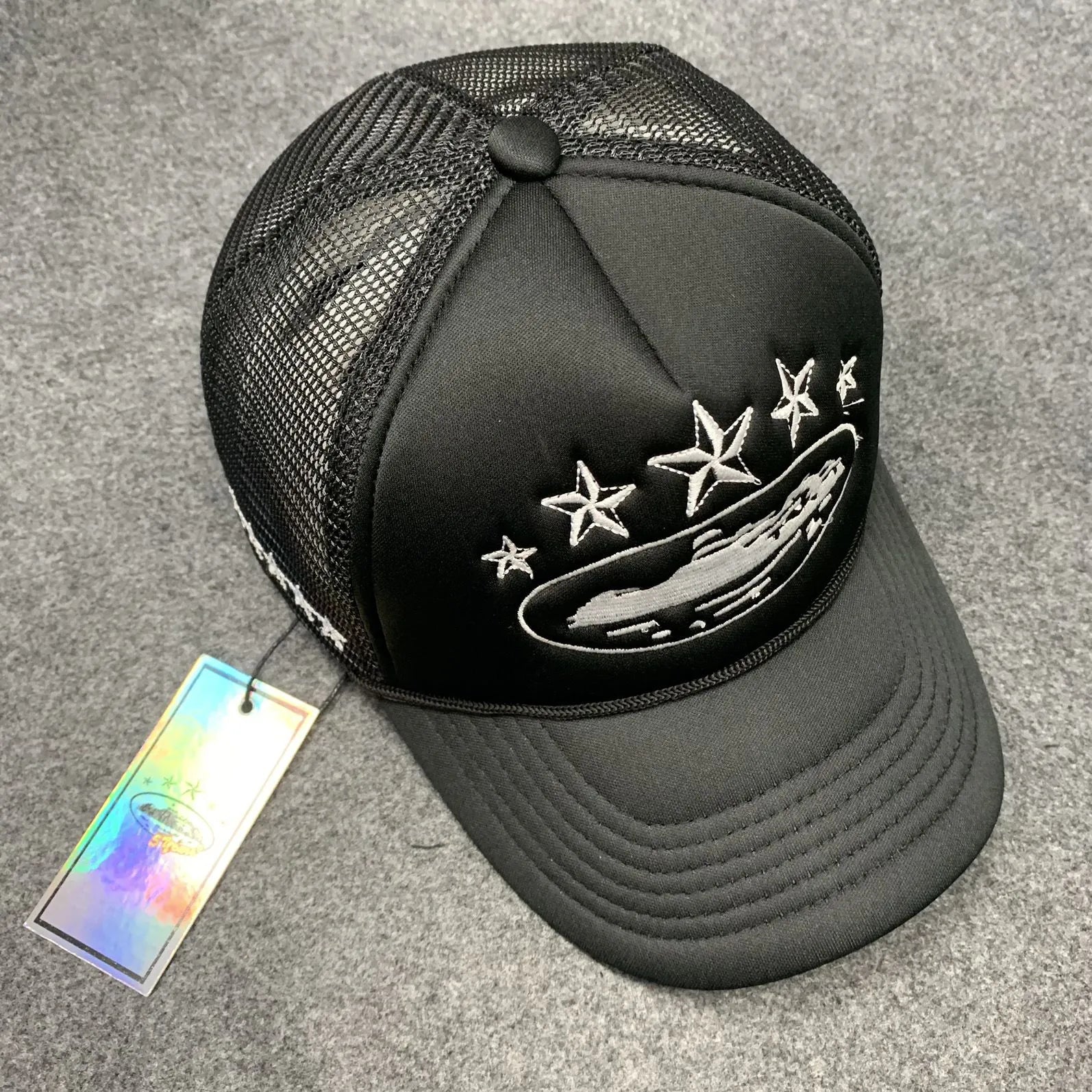 Island Unisex Mesh Trucker Cap Baseball Hat