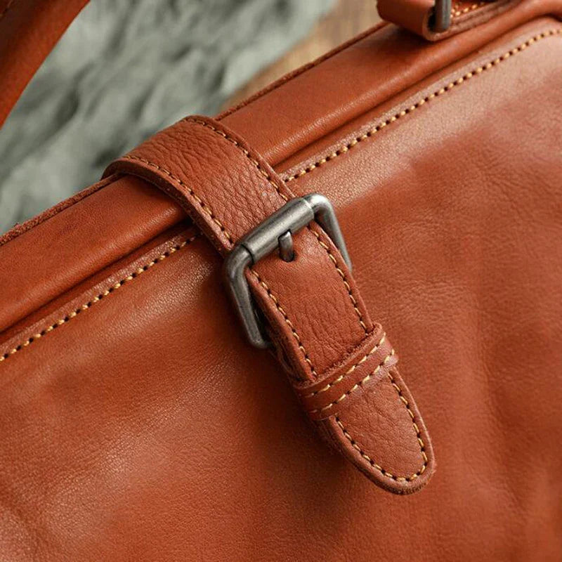 Vintage Leather Doctor’s Bag – Timeless Style & Classic Charm