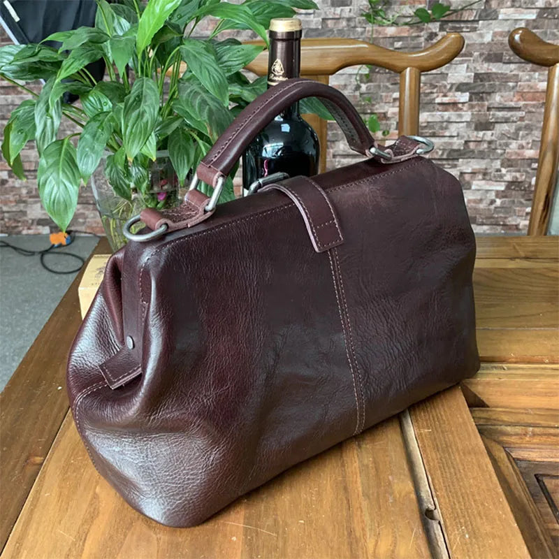 Vintage Leather Doctor’s Bag – Timeless Style & Classic Charm