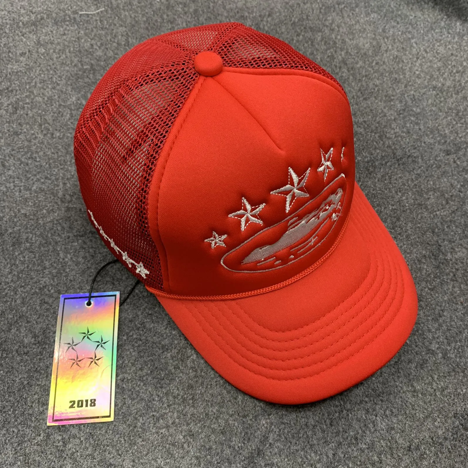 Island Unisex Mesh Trucker Cap Baseball Hat