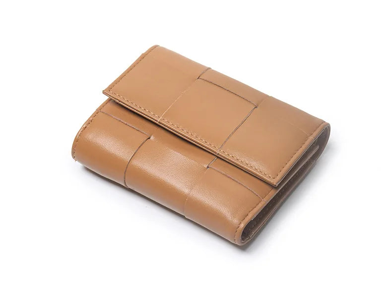 Sleek Bifold Zip Wallet – Compact and Secure for Everyday Essentials