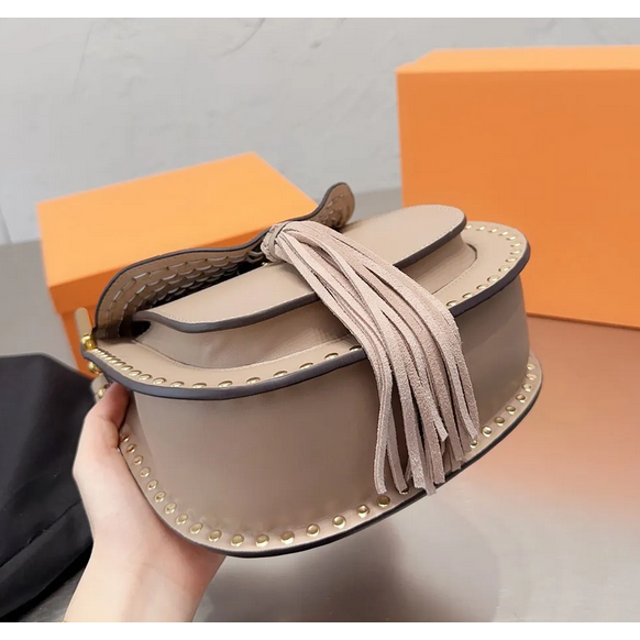 Elegant Braided Satchel for Timeless Style