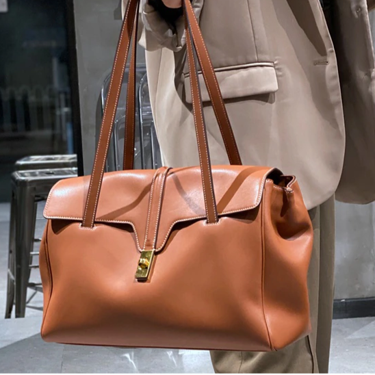 Premium Smooth Calfskin Leather Shoulder Tote – Travel Handbag with Secure Lock Closure