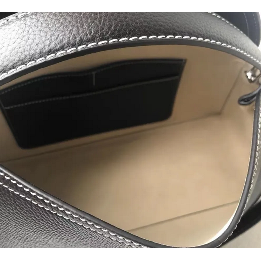 Elegant Leather Flap Shoulder Bag