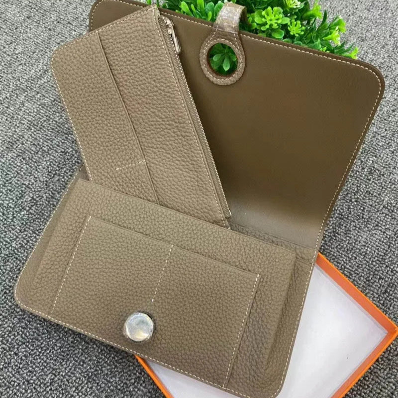 Large Grained Leather Wallet