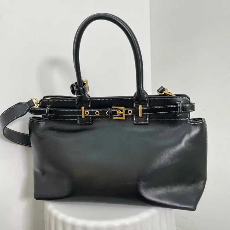 Stylish Leather Buckle Handbag for Everyday Elegance