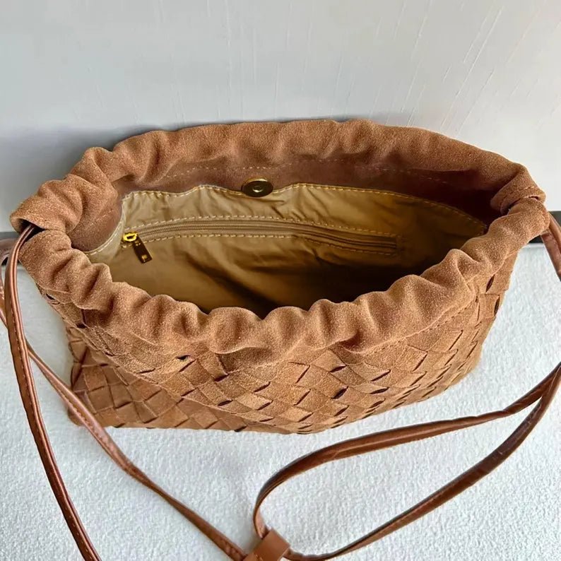 Handwoven Suede Shoulder Bag – Stylish Artisan Craftsmanship and Everyday Elegance
